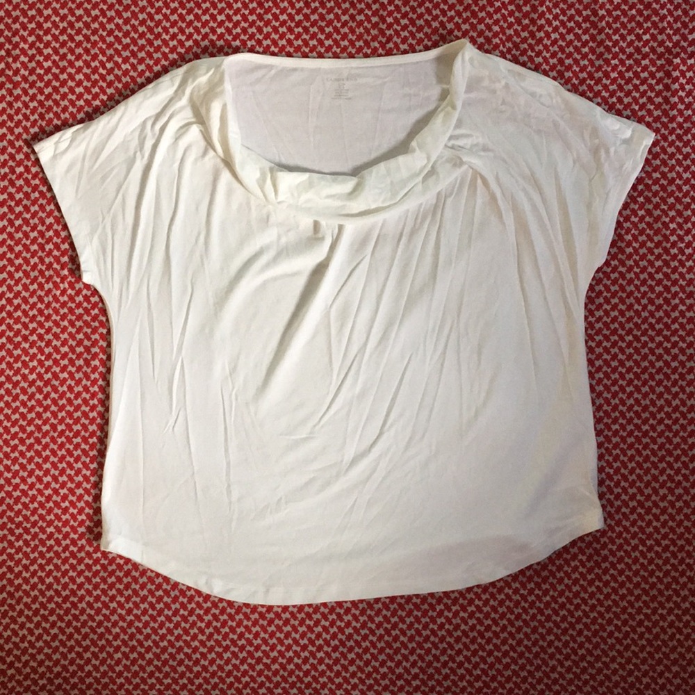 White t-shirt